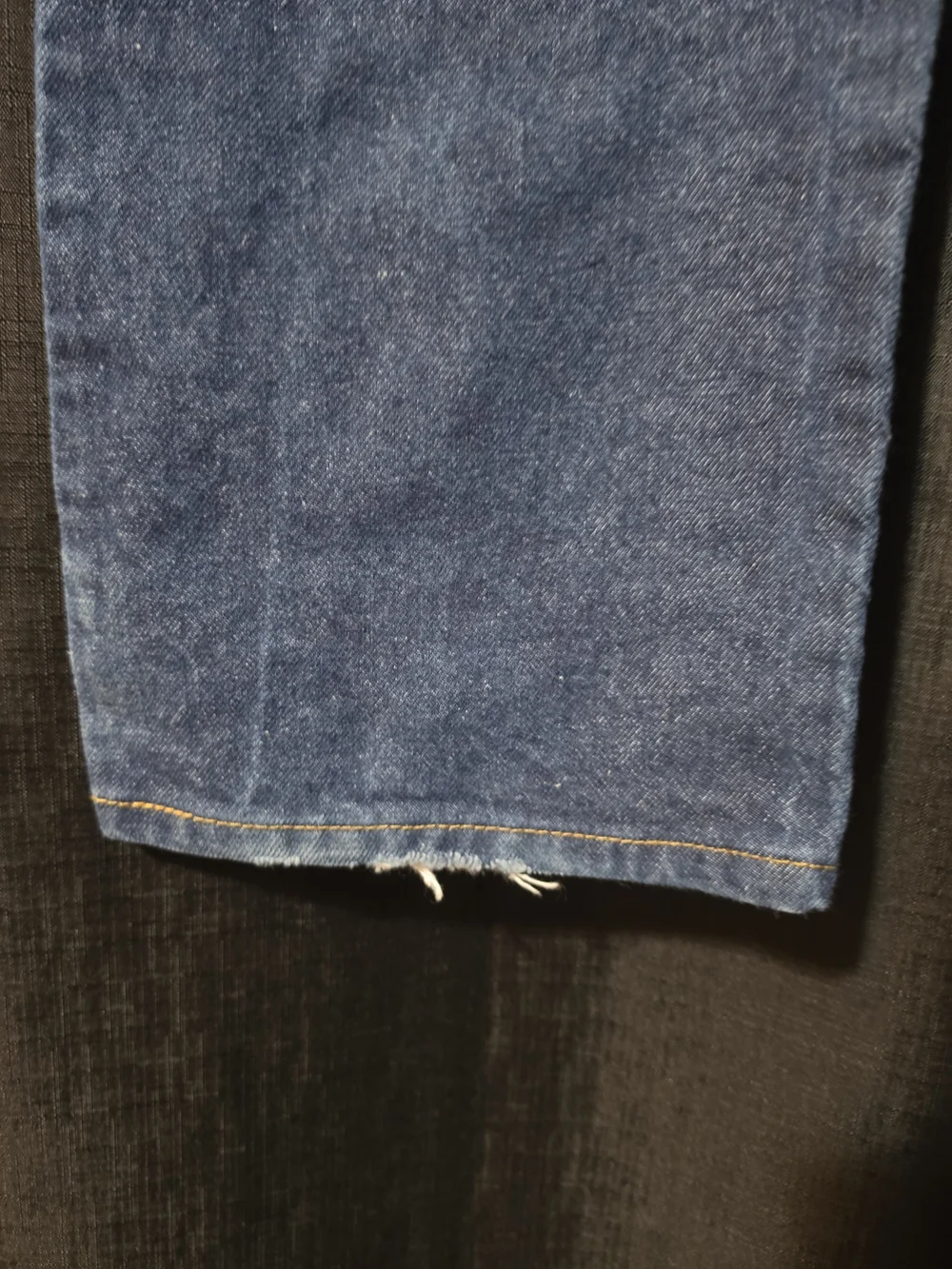 Levi's Relaxed Fit Jeans in Deep Blue Denim 517 36x30